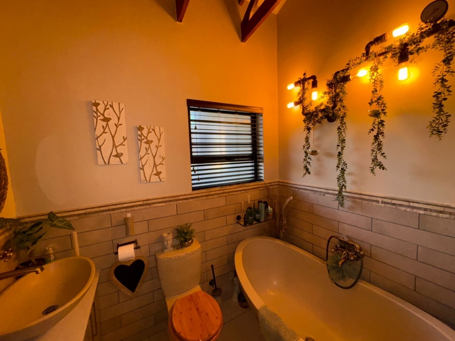 3 Bedroom Property for Sale in Waterkloof A H North West